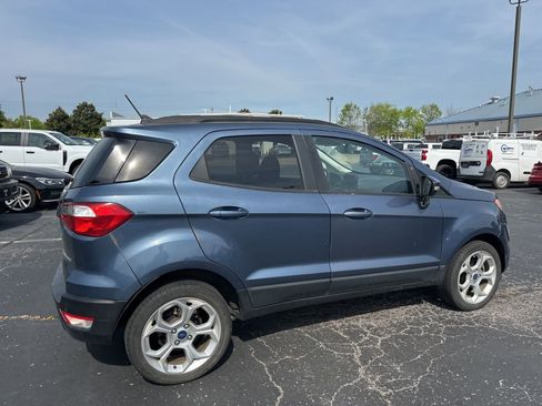 Used 2021 Ford EcoSport SE w/ SE Convenience Package image 3
