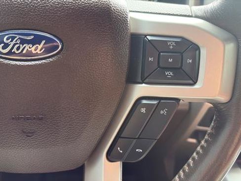 Used 2018 Ford F150 King Ranch w/ Equipment Group 601A Luxury AWD/4WD image 10