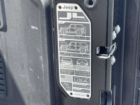 Used 2023 Jeep Wrangler Unlimited Sport w/ Sun And Sound Package AWD/4WD image 44
