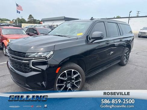 Used 2022 Chevrolet Suburban RST w/ Luxury Package AWD/4WD image 1