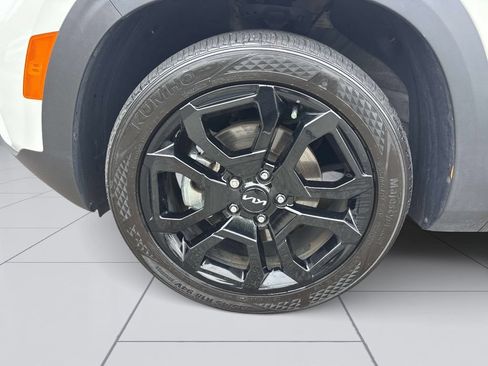 Used 2024 Kia Seltos X-Line AWD/4WD image 9