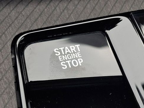 Used 2026 BMW X3 xDrive30 w/ Convenience Package image 26