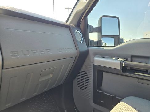 Used 2015 Ford F250 XLT w/ XLT Value Package AWD/4WD image 28