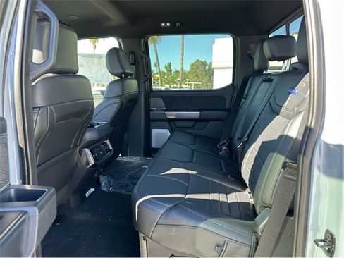 New 2025 Ford F350 Platinum w/ FX4 Off-Road Package image 17