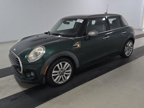 Used 2017 MINI Cooper 4-Door Hardtop FWD image 1