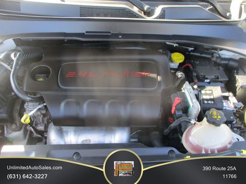 Used 2018 Jeep Compass Limited w/ Navigation Group AWD/4WD image 16