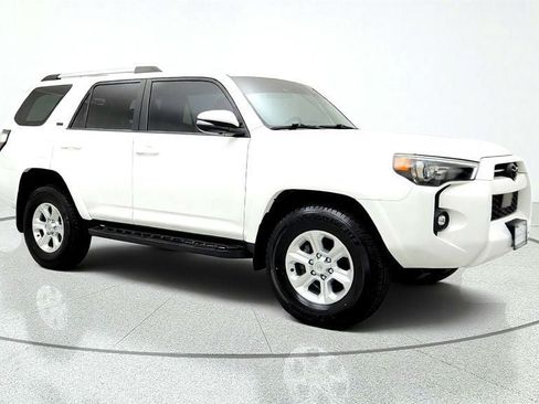 Used 2023 Toyota 4Runner SR5 Premium w/ Moonroof Package AWD/4WD image 3