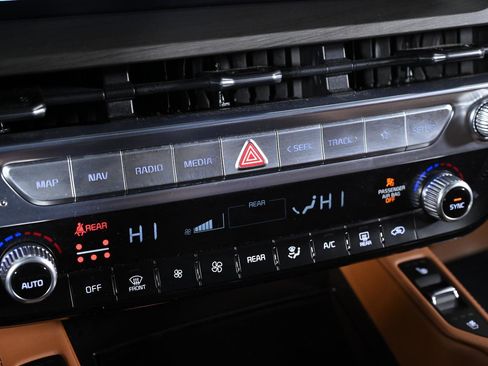 Used 2023 Kia Telluride SX Prestige X-Pro image 16