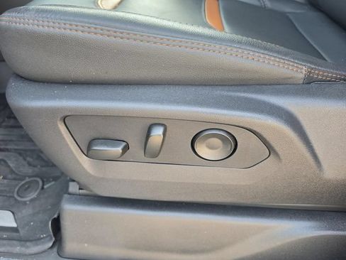 Certified 2026 GMC Sierra 1500 AT4 w/ AT4 Premium Package AWD/4WD image 14