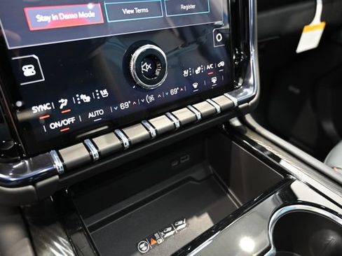 New 2026 GMC Yukon XL AT4 w/ AT4 Premium Plus Package AWD/4WD image 20