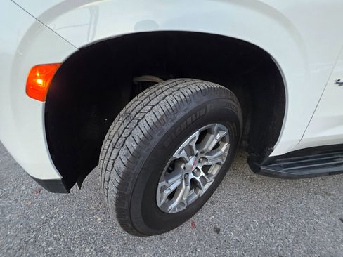 Used 2023 GMC Yukon XL SLE w/ Max Trailering Package image 29