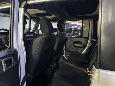 Used 2021 Jeep Wrangler Unlimited Sport AWD/4WD image 8