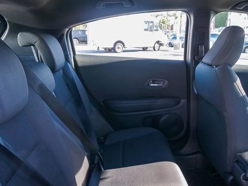 Used 2019 Honda HR-V Sport image 15