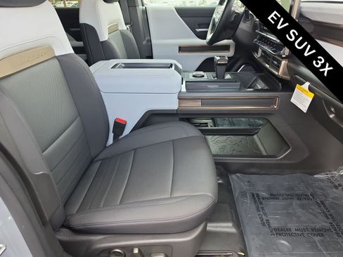 Used 2025 GMC Hummer EV 3X AWD/4WD image 18