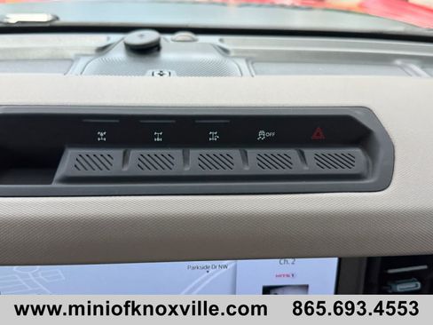 Used 2024 Ford Bronco Wildtrak AWD/4WD image 31