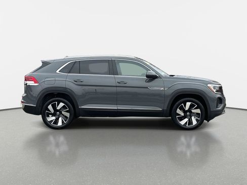 New 2026 Volkswagen Atlas Cross Sport SEL image 4