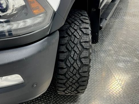Used 2018 RAM 2500 Power Wagon w/ Leather & Luxury Group AWD/4WD image 41