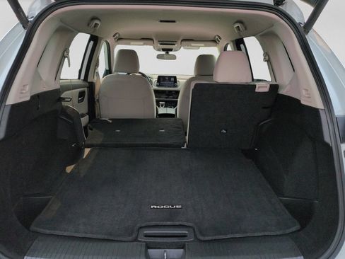 Used 2025 Nissan Rogue SV AWD/4WD image 32