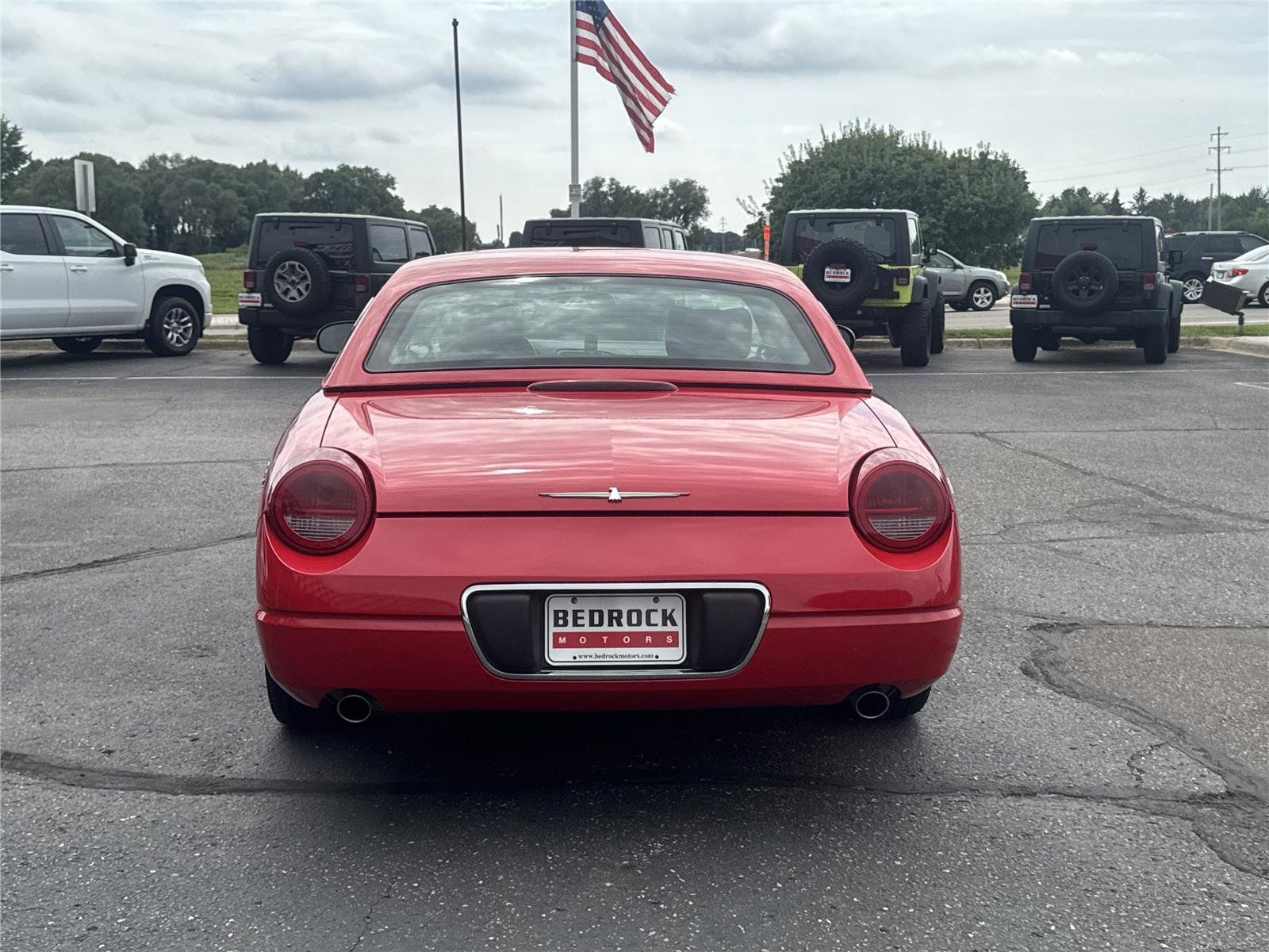 Used 2002 Ford Thunderbird RWD image 6