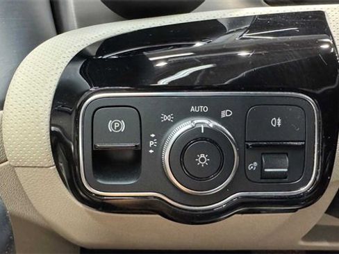 Used 2021 Mercedes-Benz A 220 A 220 image 29