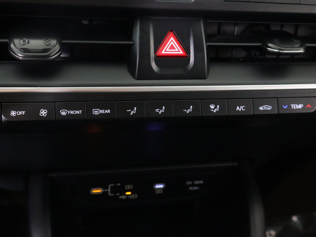 Used 2025 Kia K4 FWD image 47