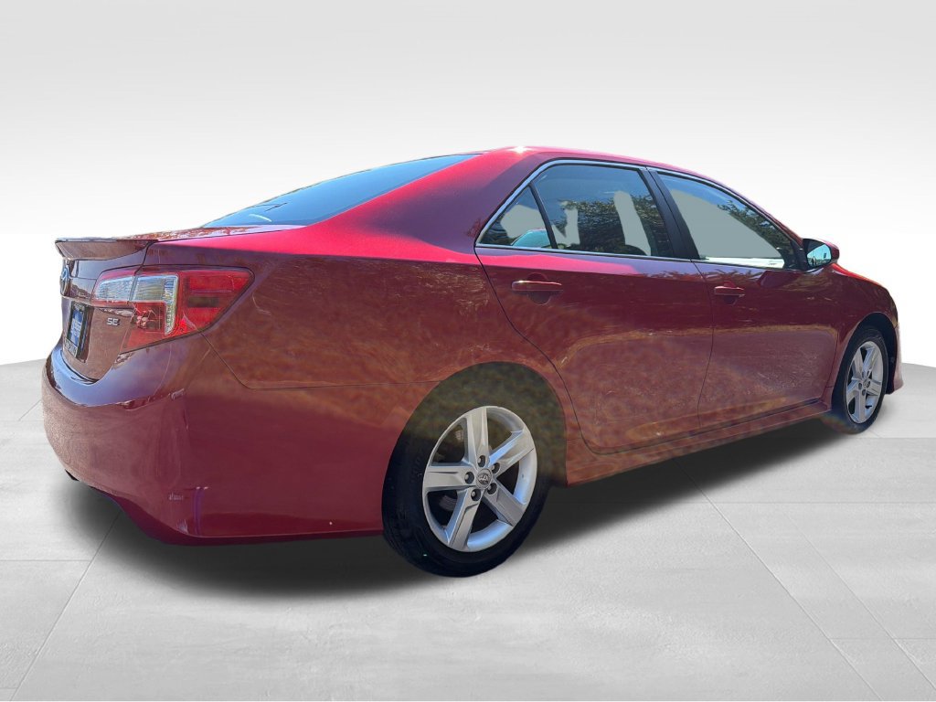 Used 2014 Toyota Camry SE FWD image 7