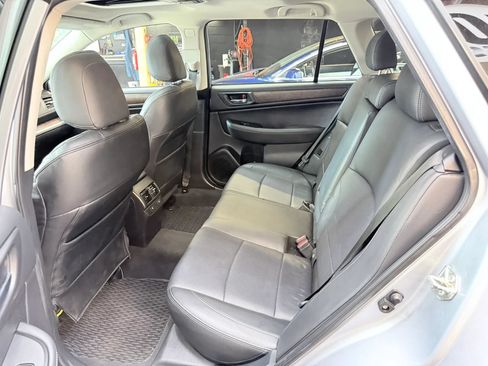 Used 2015 Subaru Outback 2.5i Limited AWD/4WD image 21