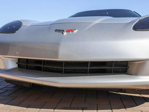 Used 2010 Chevrolet Corvette Coupe w/ 1LT RWD image 51