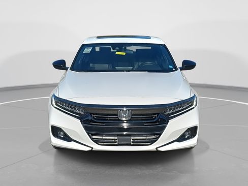 Used 2022 Honda Accord Sport image 2