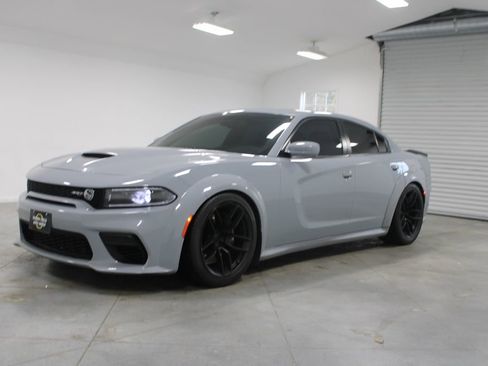 Used 2022 Dodge Charger Scat Pack image 4