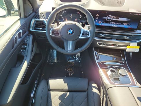 New 2026 BMW X5 xDrive40i w/ M Sport Package image 11