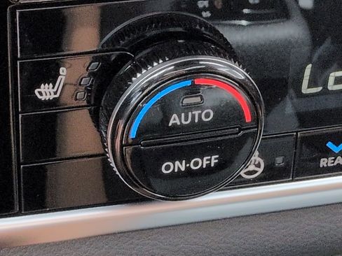 New 2026 Nissan Rogue Platinum image 25