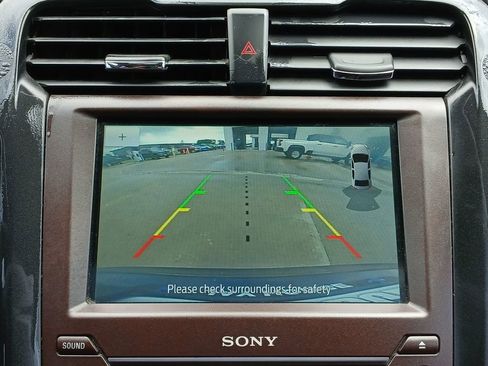 Used 2020 Ford Fusion Titanium AWD/4WD image 15