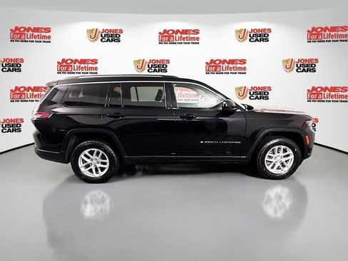Used 2021 Jeep Grand Cherokee L Laredo w/ Luxury Tech Group I image 16