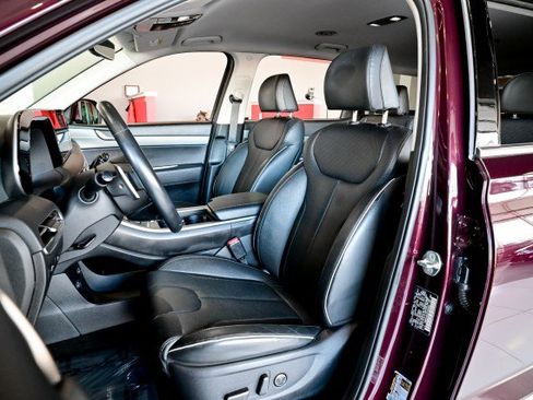 Used 2023 Hyundai Palisade SEL FWD image 14