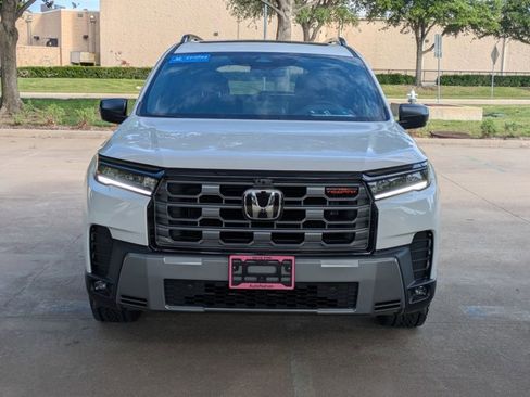 Certified 2026 Honda Pilot TrailSport image 2