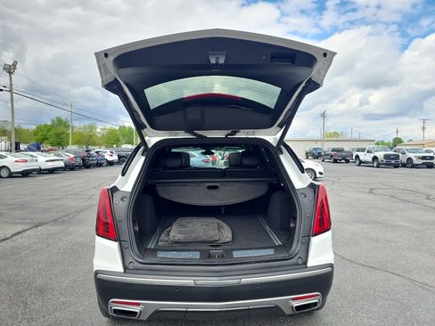Used 2021 Cadillac XT5 Premium Luxury FWD image 10