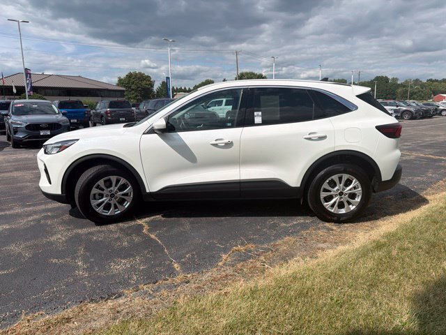 Certified 2023 Ford Escape Active w/ Tech Pack #2 AWD/4WD image 4