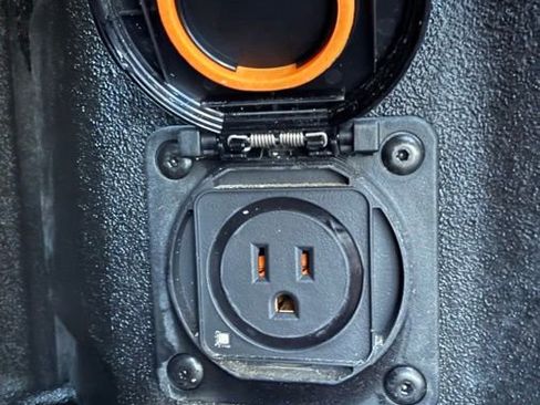 Used 2023 GMC Sierra 1500 Denali w/ Denali Reserve Package image 14