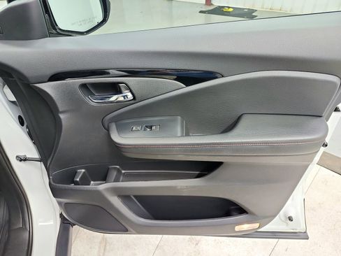 Used 2023 Honda Ridgeline Black Edition image 40