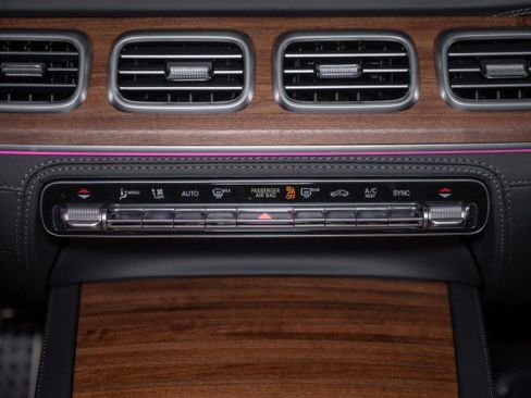 New 2026 Mercedes-Benz GLS 63 AMG 4MATIC image 18