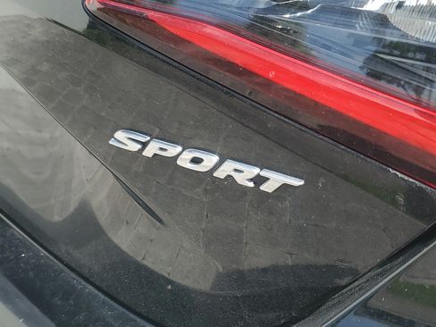 Used 2024 Honda Civic Sport image 7