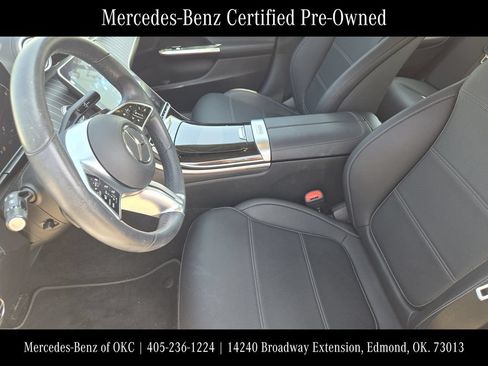 Used 2023 Mercedes-Benz C 300 Sedan image 10