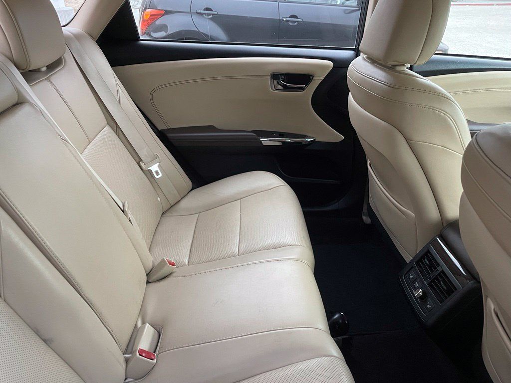 Used 2013 Toyota Avalon Limited FWD image 11