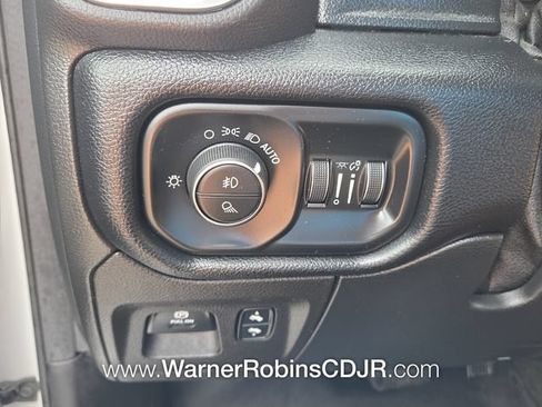 Used 2021 RAM 1500 Laramie w/ Sport Appearance Package AWD/4WD image 30