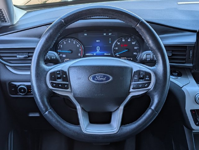 Used 2023 Ford Explorer XLT w/ Equipment Group 202A RWD image 12