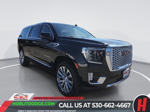 Used 2023 GMC Yukon XL Denali AWD/4WD image 1