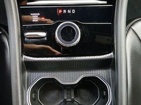 Used 2024 Jeep Grand Cherokee Limited image 21