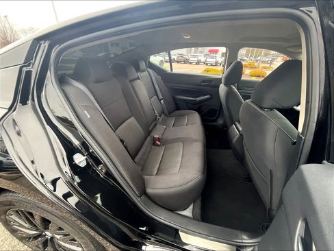 Used 2025 Nissan Altima 2.5 SV w/ SV Special Edition Package image 16