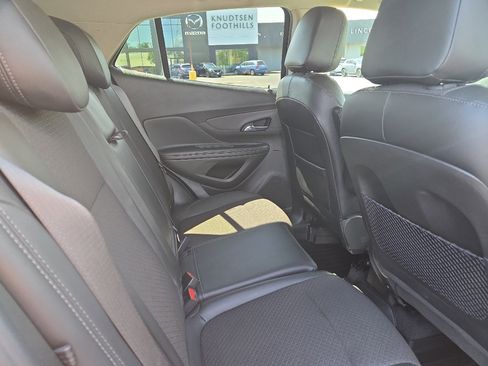 Used 2019 Buick Encore Preferred AWD/4WD image 17